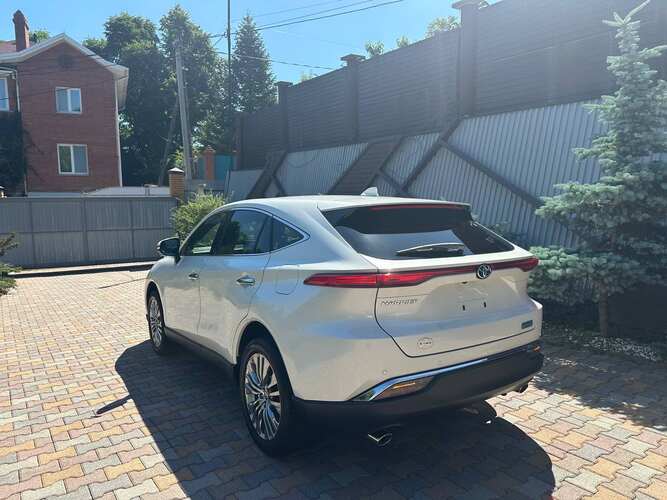 Toyota Harrier Z