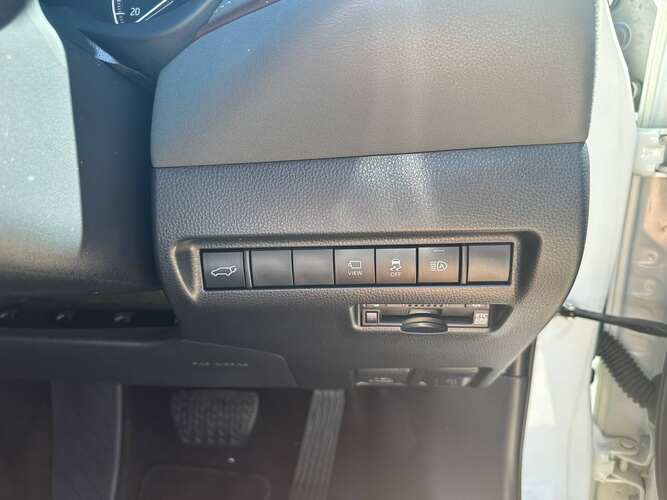 Toyota Harrier Z