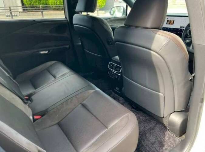Lexus RX450h+