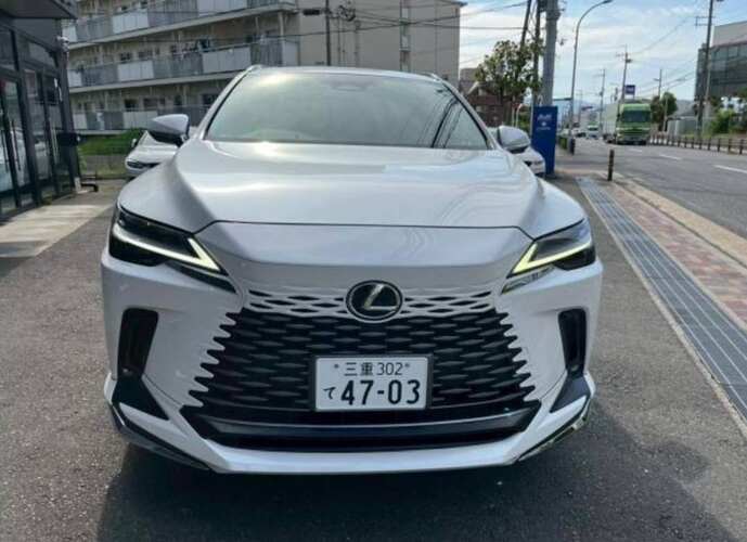 Lexus RX450h+
