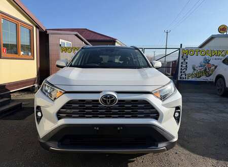 Видео обзор Toyota RAV4 GZ Package 2022 года из Японии с начальным пробегом 8000 км