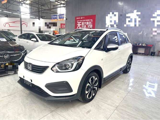 Honda FIT Crosstar
