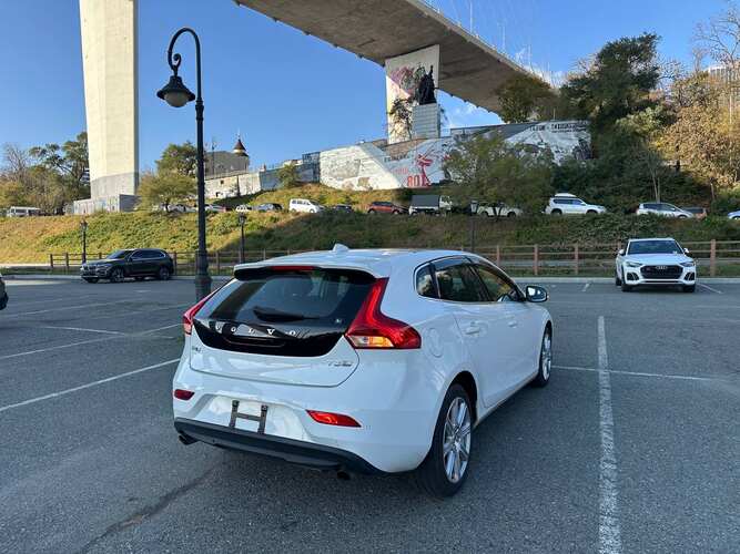 Volvo V40 T3