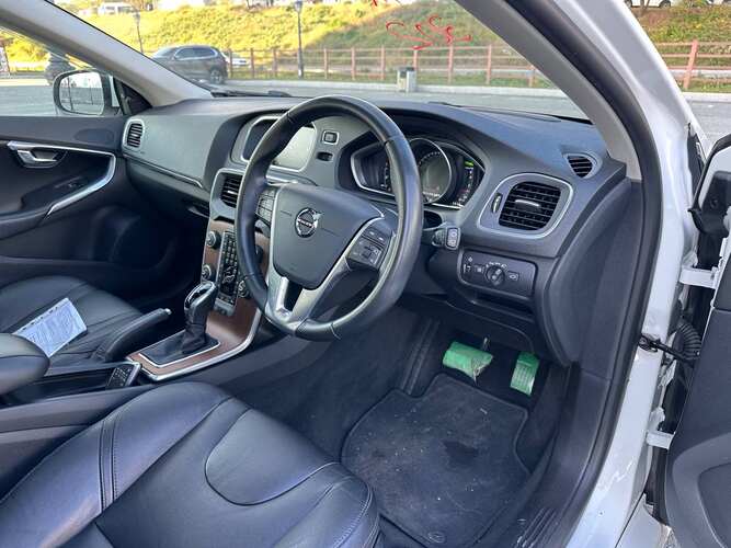 Volvo V40 T3