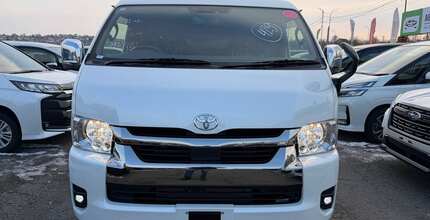 Toyota HIACE Super GL