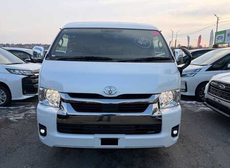 Видео обзор Toyota HIACE Super GL 2025 года (0 км) из Японии