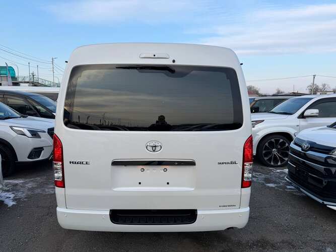 Toyota HIACE Super GL