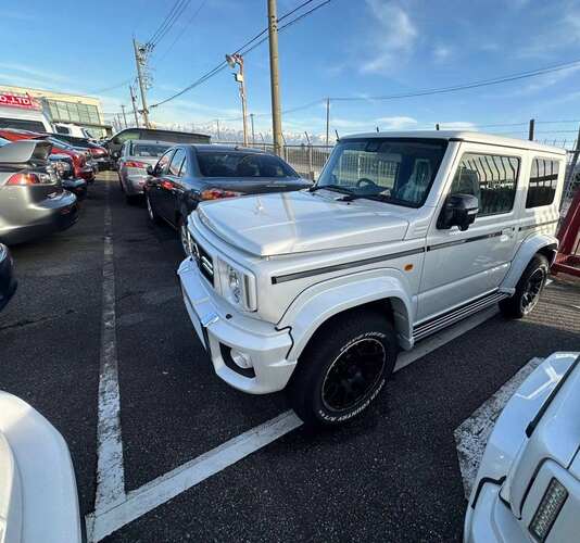 Suzuki Jimny Sierra