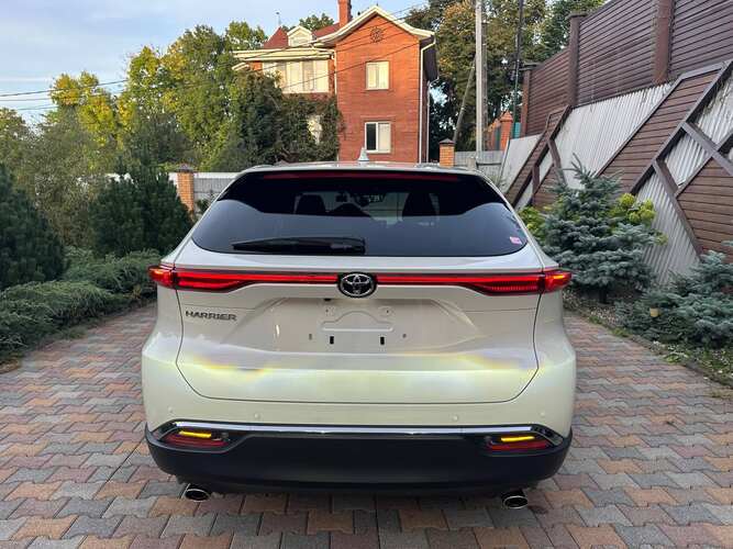 Toyota Harrier Z