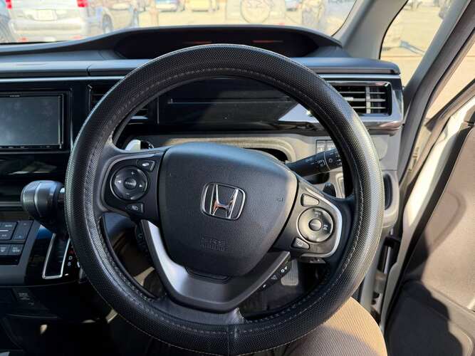 Honda Stepwgn Spada